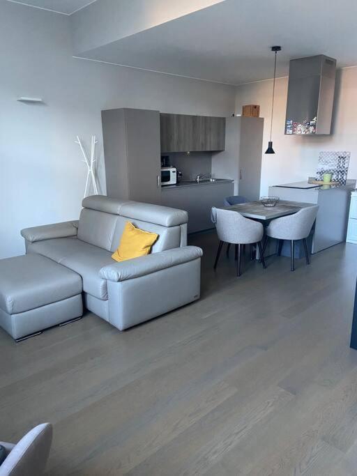 Appartement Bilocale - Smart Working à Milan Extérieur photo