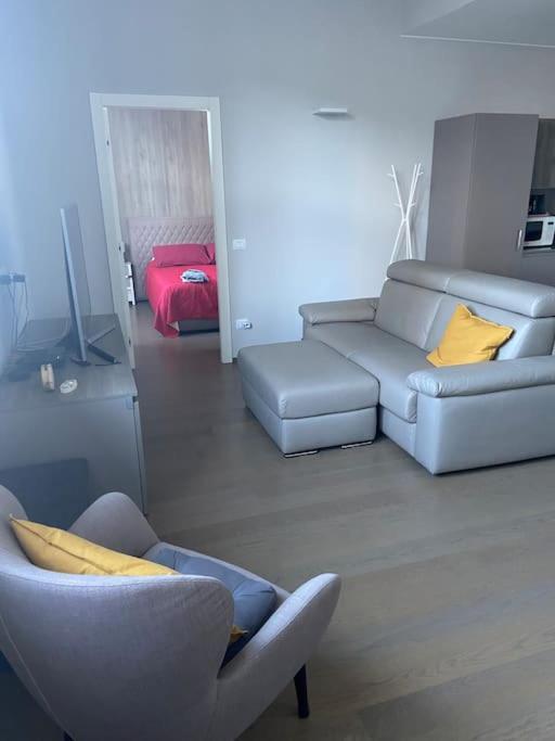 Appartement Bilocale - Smart Working à Milan Extérieur photo